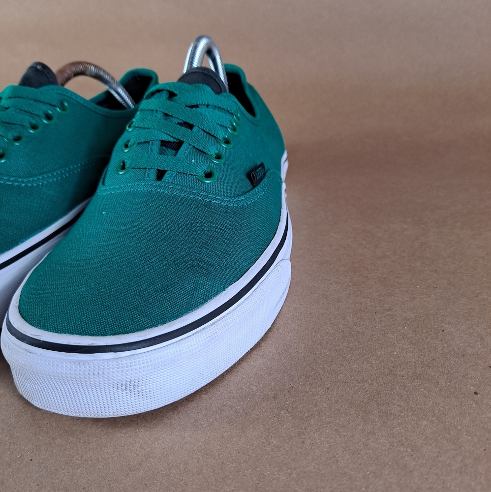 Vans Off The Wall Classics Green/Gum Sole Shoes - Picture 4 of 9